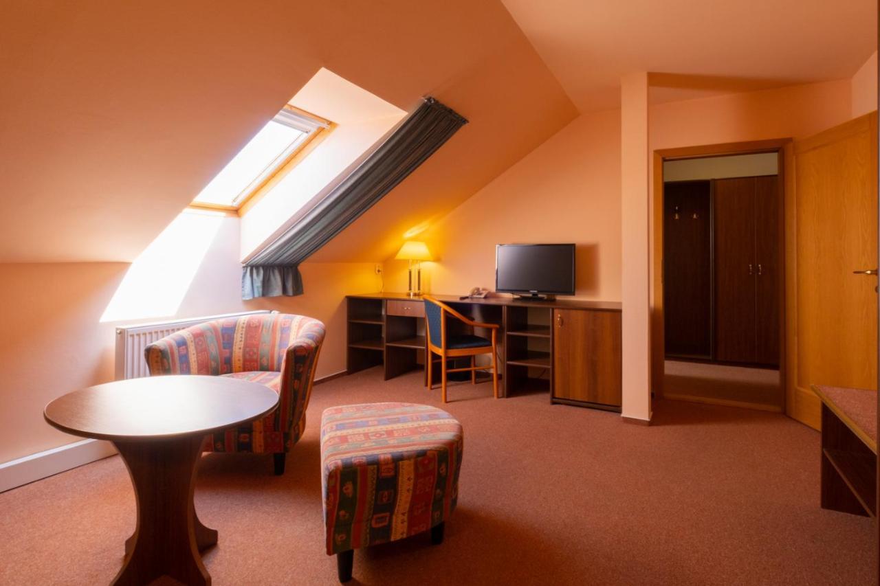 Hotel Mohelnice Kültér fotó