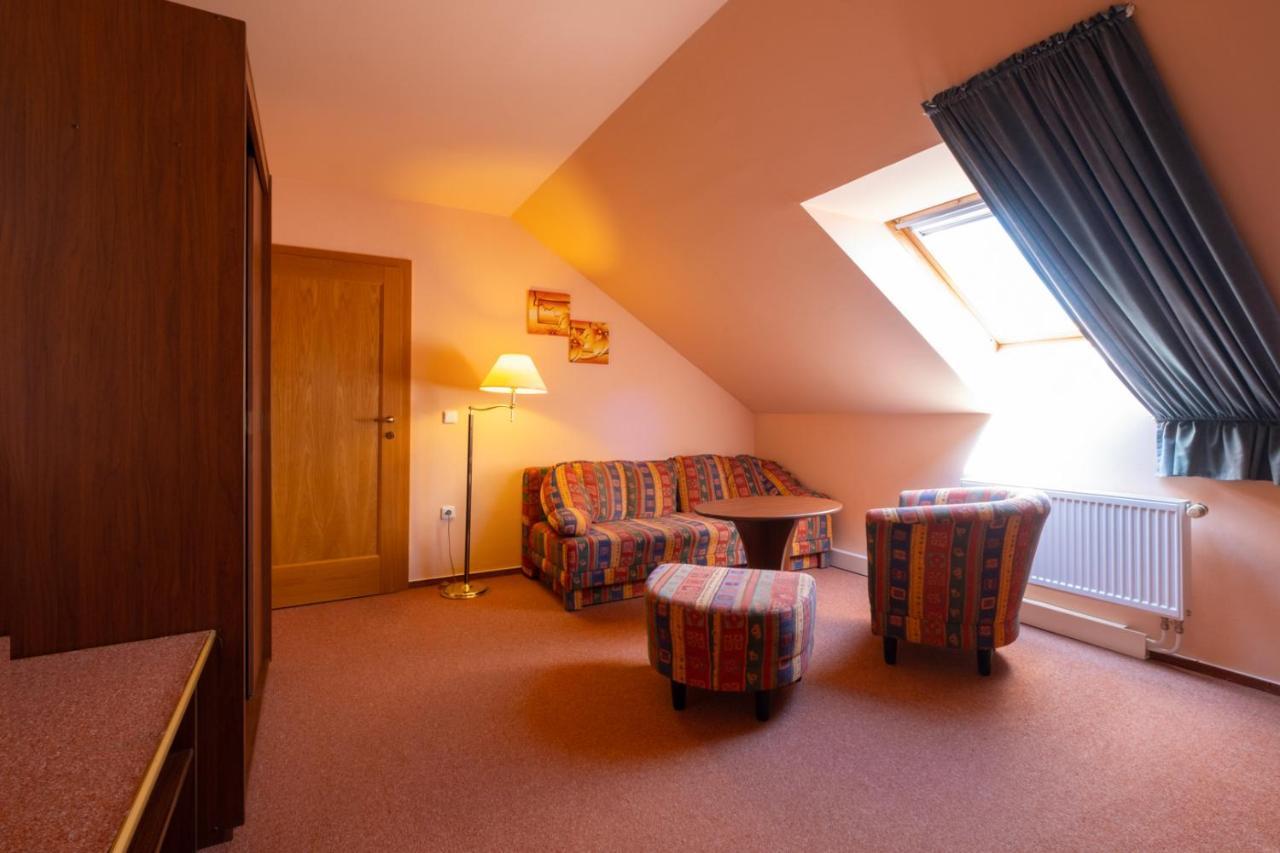 Hotel Mohelnice Kültér fotó