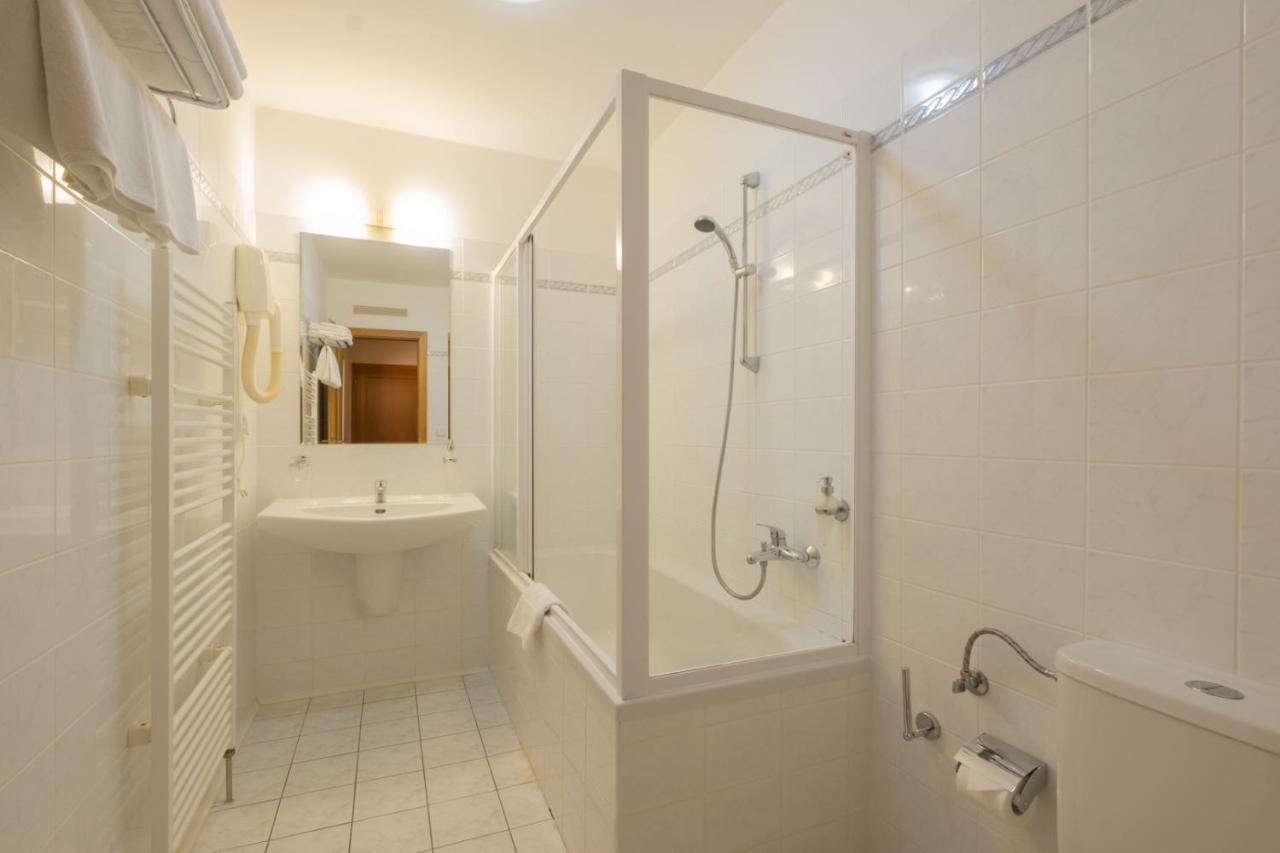 Hotel Mohelnice Kültér fotó